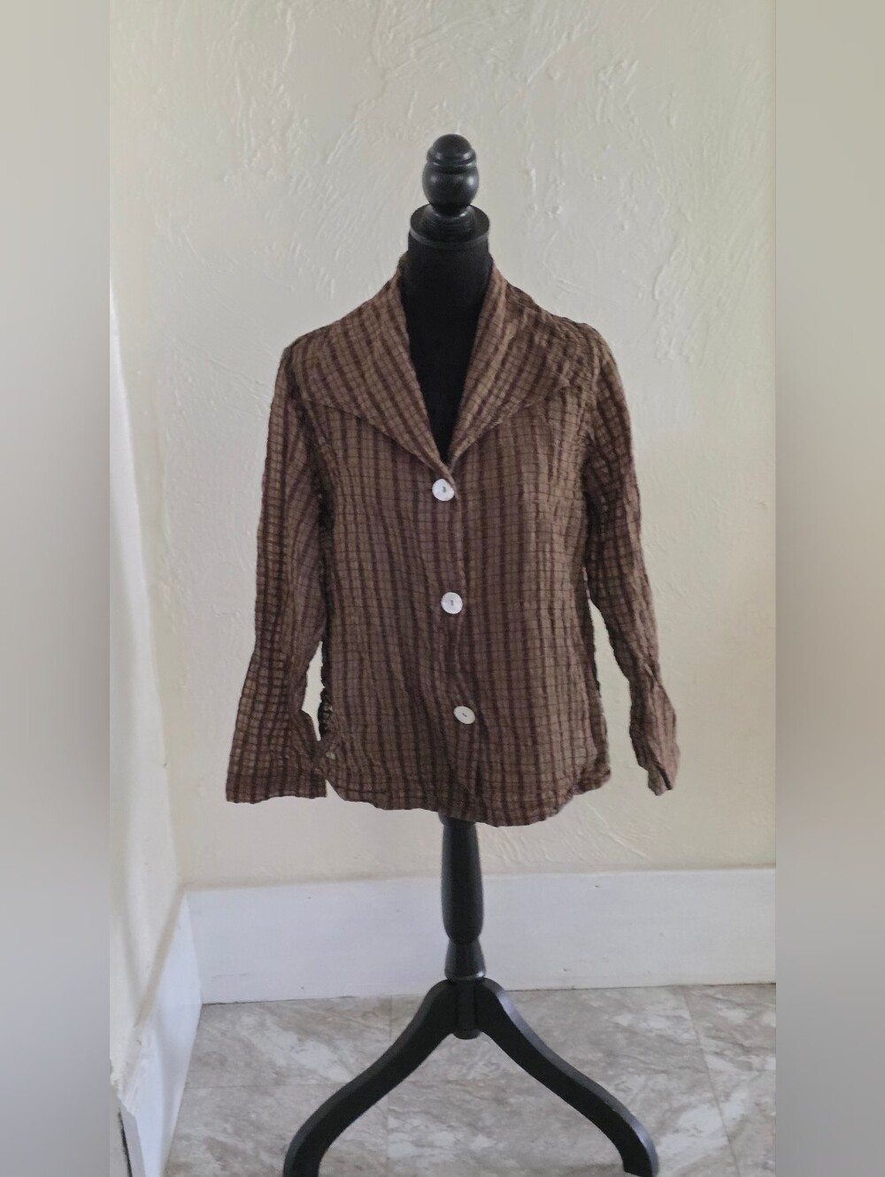 Cut Loose Longsleeved Blouse, Pearl Buttons On Front